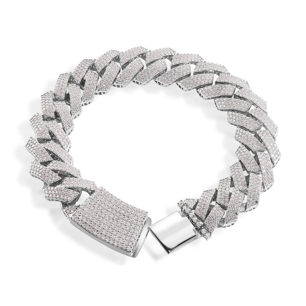 Are Lab-Grown Diamonds Considered Fine Jewelry? | Locking Holdings